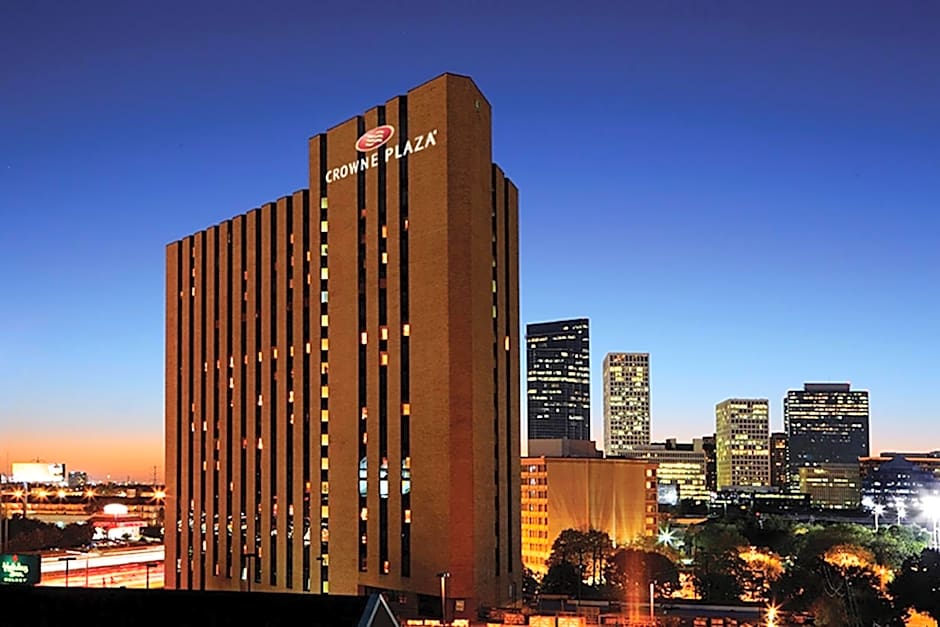 Crowne Plaza Hotel 2712 Southwest Freeway Houston, TX 77098, USA