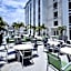 Hotel Dello Fort Lauderdale Airport, Tapestry Collection by Hilton