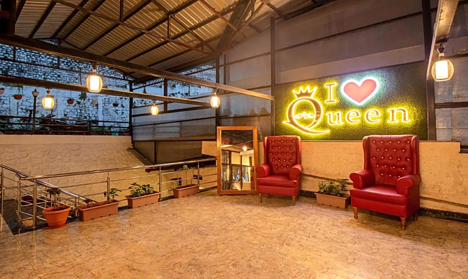 Treebo Premium Queen Of Hills Near Mall Road