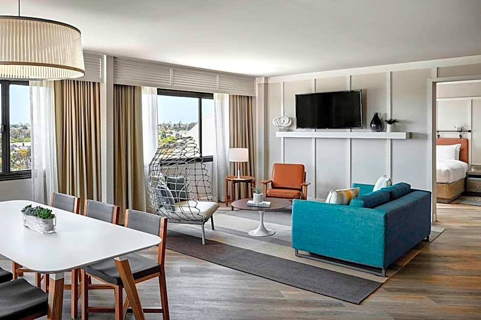 Westdrift Manhattan Beach, Autograph Collection by Marriott