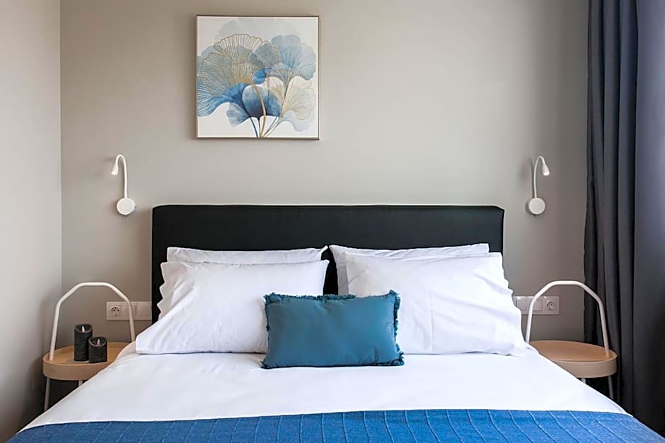 WYZ Attiki Aparthotel