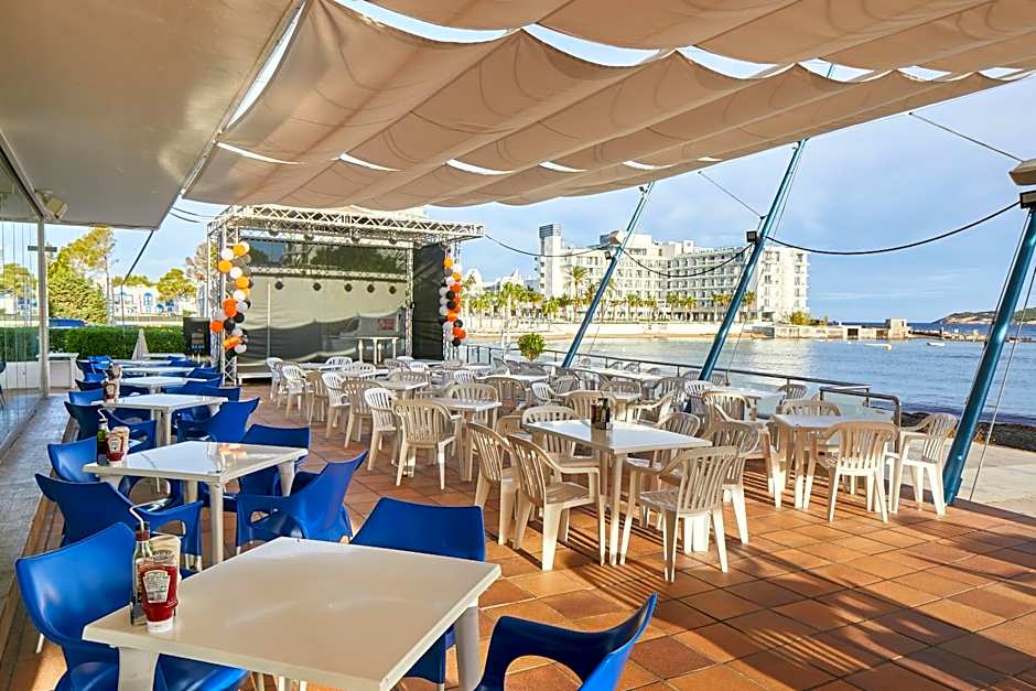 Playa Bella Apartments