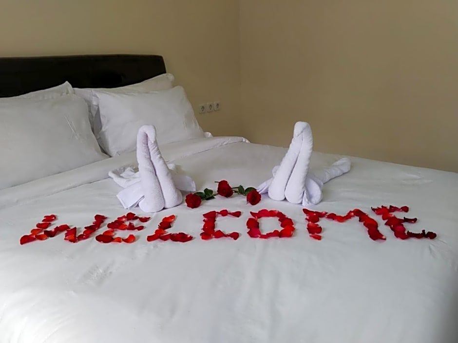 THE LAVIANA HOTEL