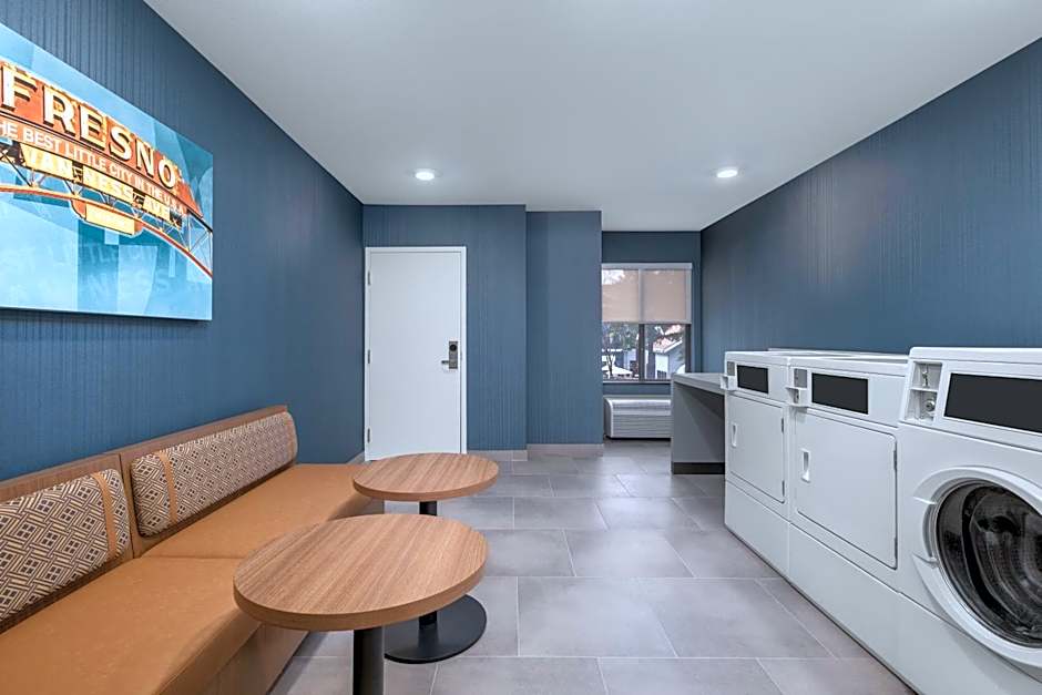 Homewood Suites By Hilton Fresno