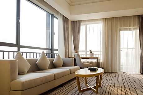 Premier Suite