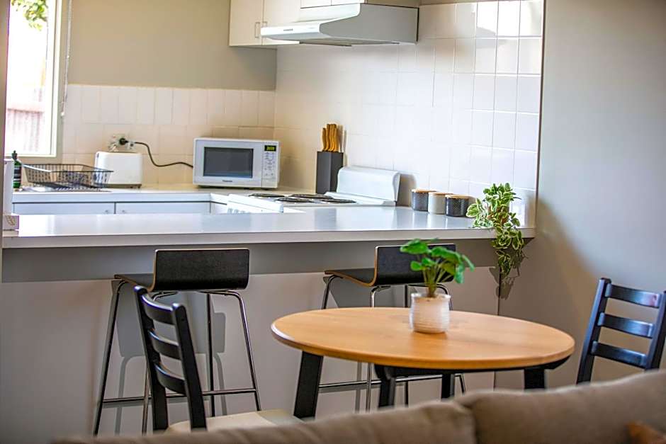 Nightcap at Sandbelt Hotel