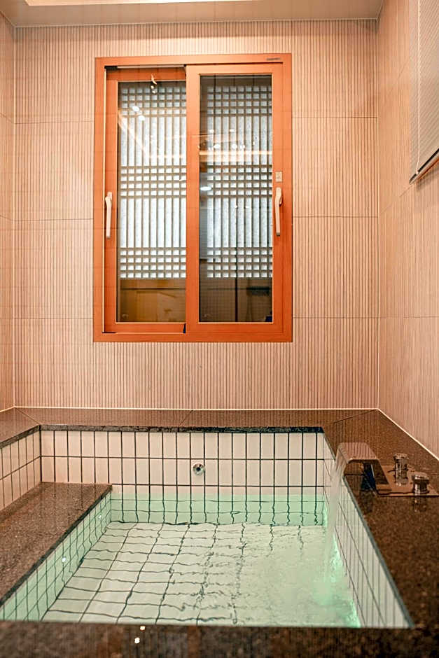 Hanokstay Gyeongju