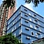 Baowan Hotel (Guangzhou Shangxiajiu Changshou Road Subway Station)