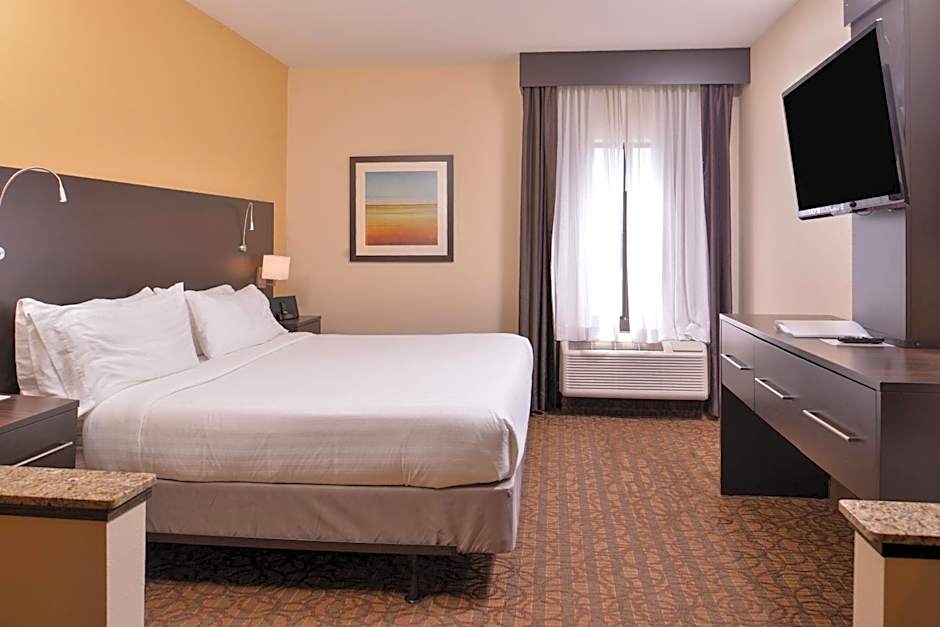 Holiday Inn Express Hotels & Suites Topeka West By IHG