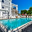 Best Western Luxury Inn