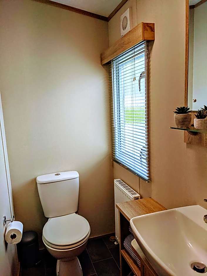 Tattershall Lakes - Merlin Point