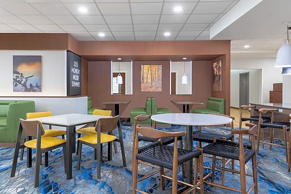 Fairfield Inn & Suites by Marriott Martinsburg