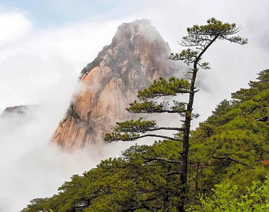 Huangshan Yupinglou Hotel