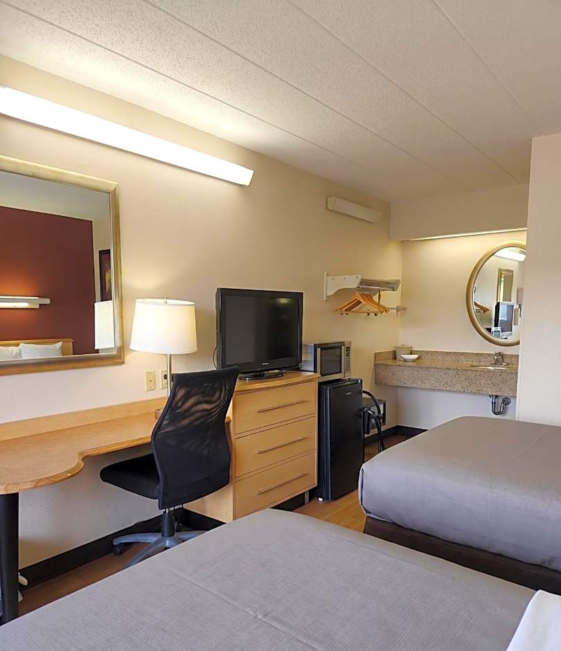 Cranberry Park Hotel