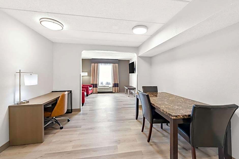 Comfort Suites Columbus