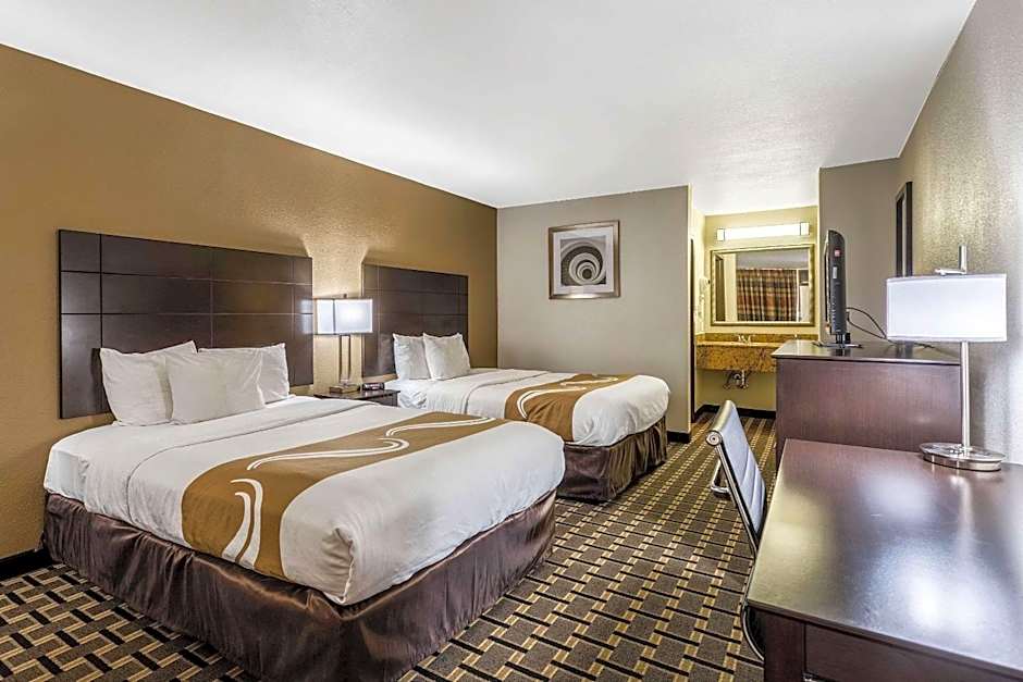 Quality Inn Tupelo Central