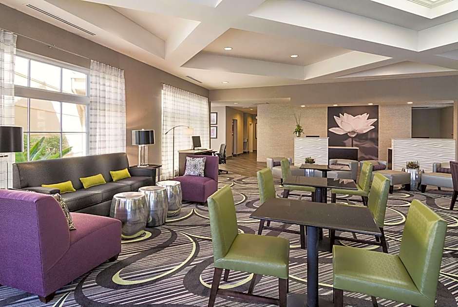 La Quinta Inn & Suites by Wyndham Phoenix Mesa West