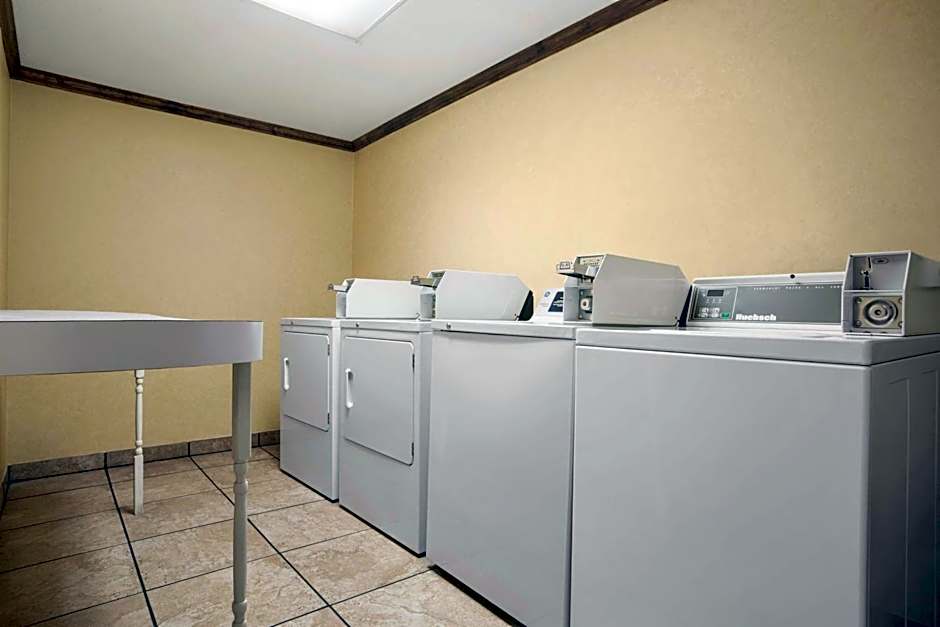 Hampton Inn By Hilton Forrest City