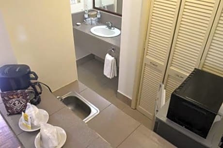 Junior Suite with Two Double Beds - Non Smoking