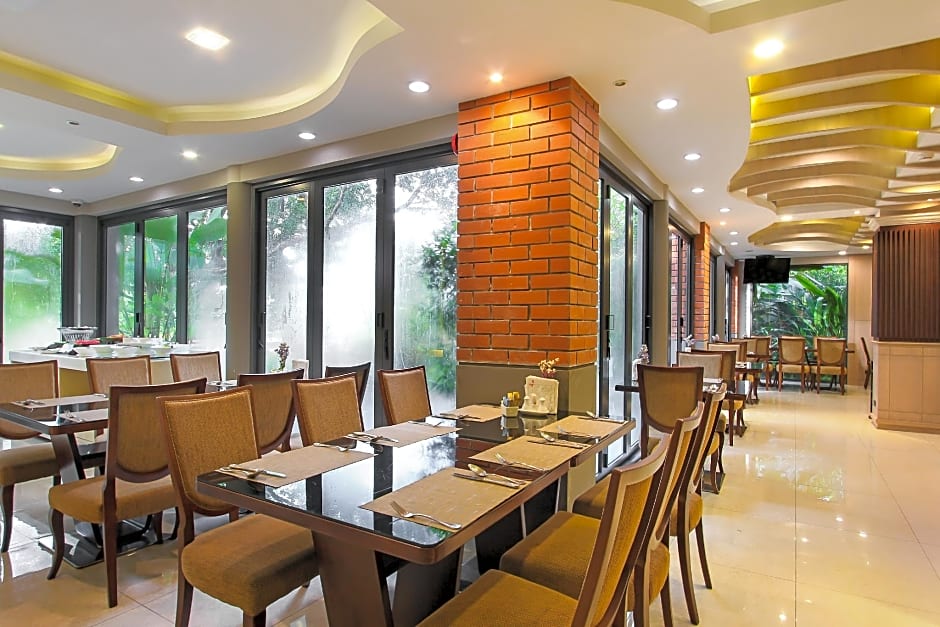 Rimnaam Klangchan Hotel