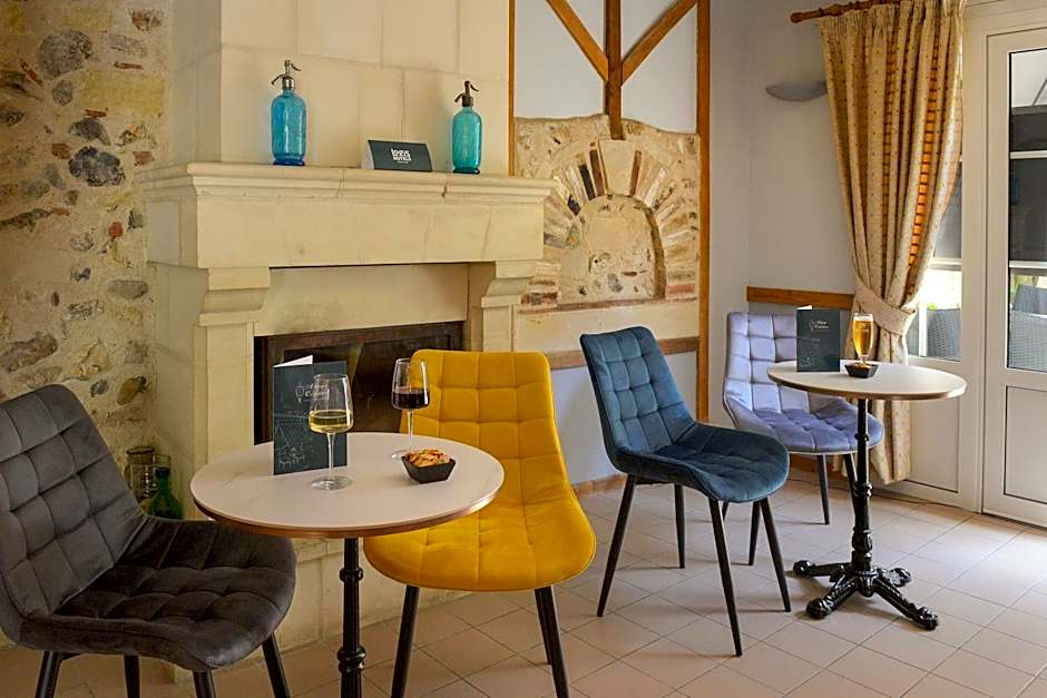 Logis Auberge Le Colombien - Hôtel et Restaurant