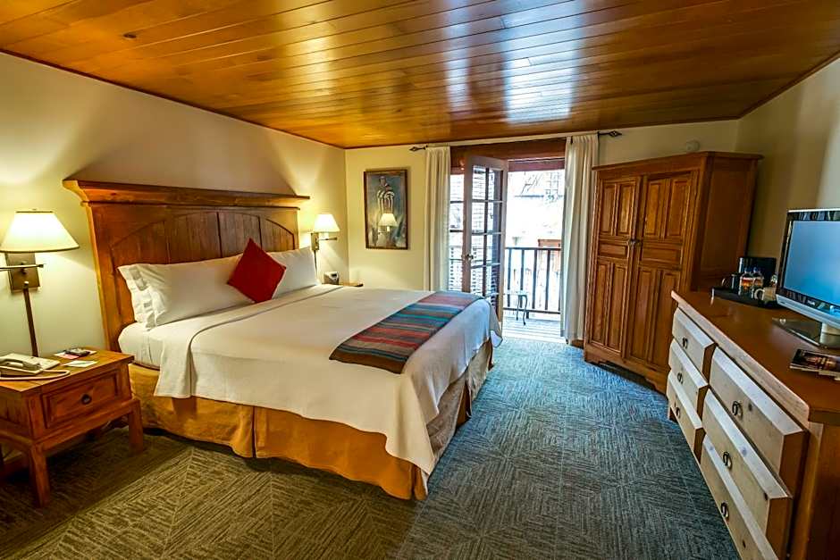 Inn on the Alameda