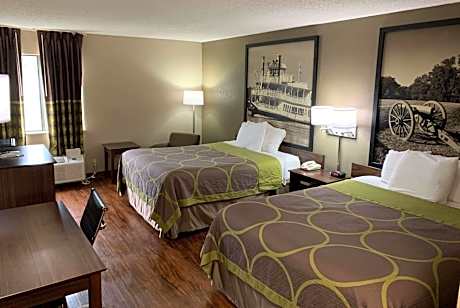 Queen Room with Two Queen Beds - Non-Smoking