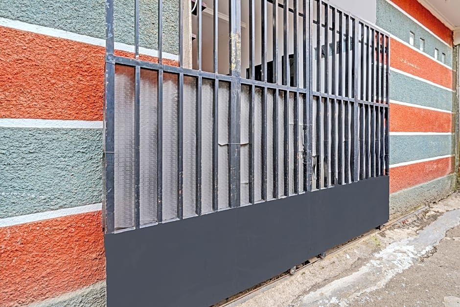 Spot On 91589 Bunda Homestay Syariah