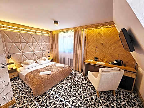 Standard double room with mountain view no. 20