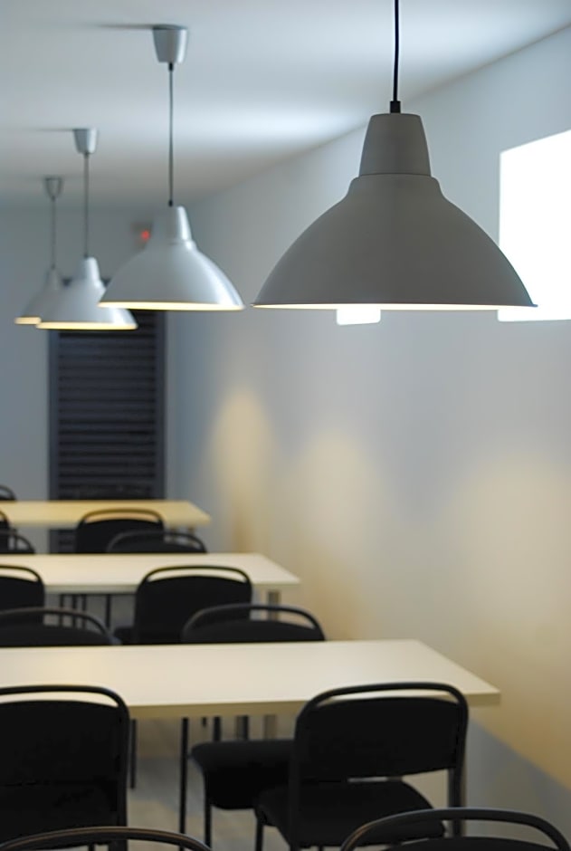 Inn Cube Taipei Main Station