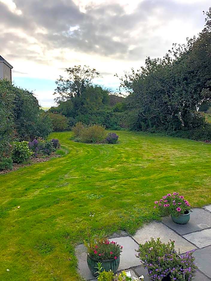 Dingle Garden Townhouse