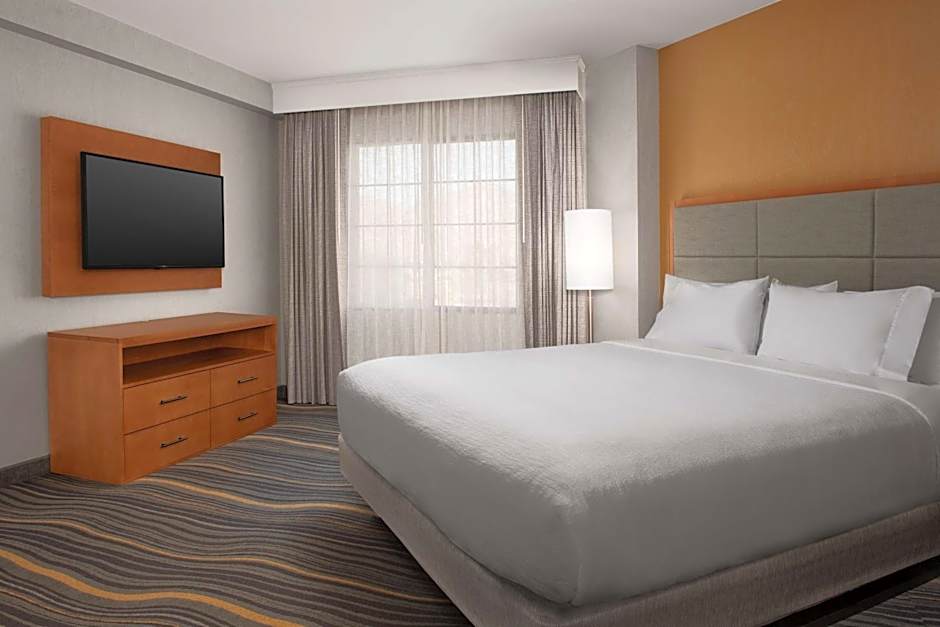 Embassy Suites By Hilton Hotel La Quinta, Ca