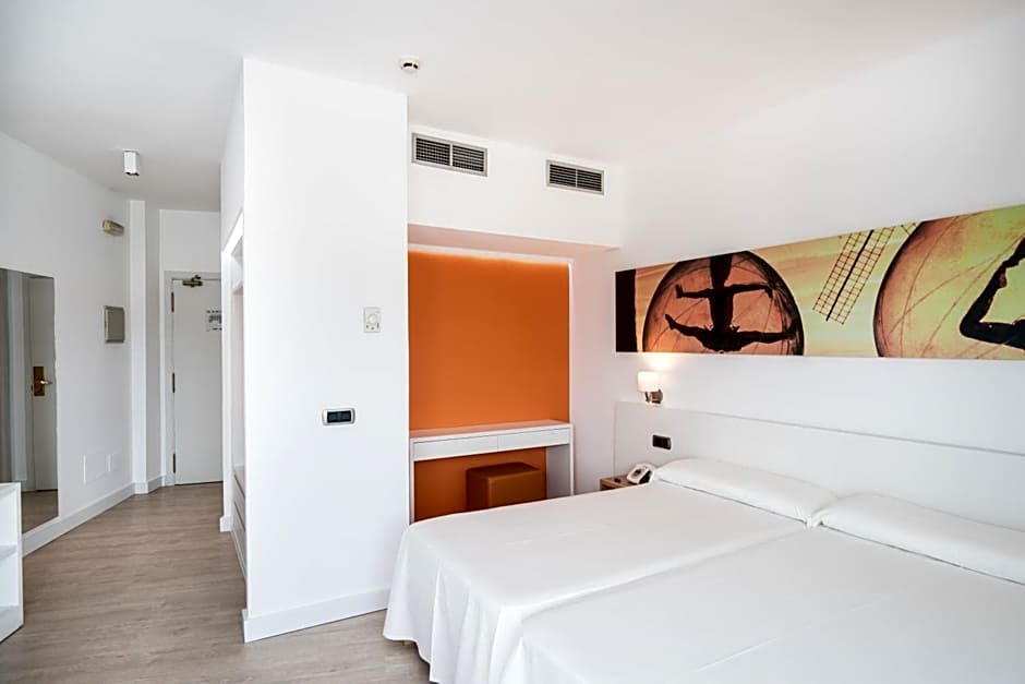 THB Ocean Beach-Adults Only