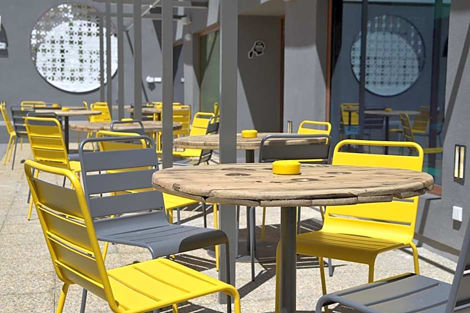 AMISTAT Island Hostel Ibiza - ALBERGUE JUVENIL