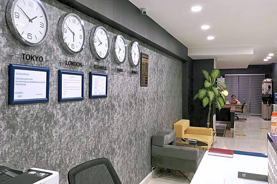 Royal City Hotel Old Town