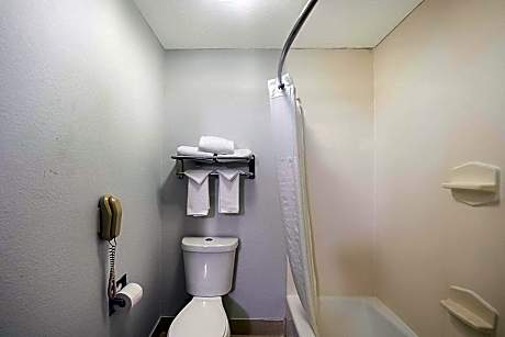 Double Room with Two Double Beds - Non-Smoking