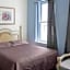 OYO Historic Cameron Hotel Brownsville I-69E