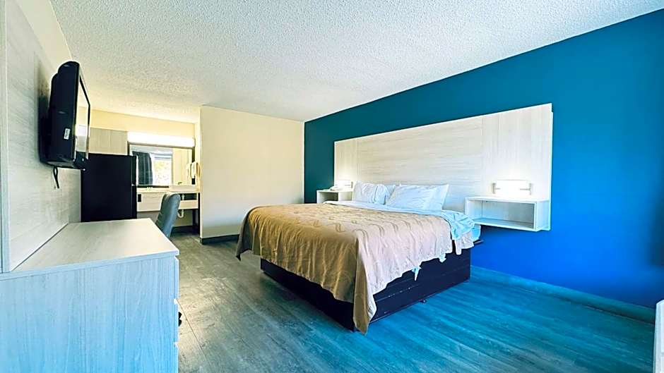 Quality Inn & Suites Conference Center Mcdonough