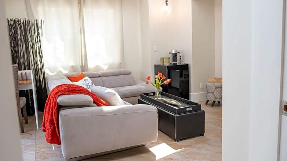 CHATHAM HOUSE Kelowna Bed & Breakfast