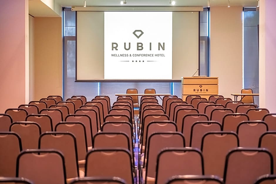 Rubin Wellness & Conference Hotel