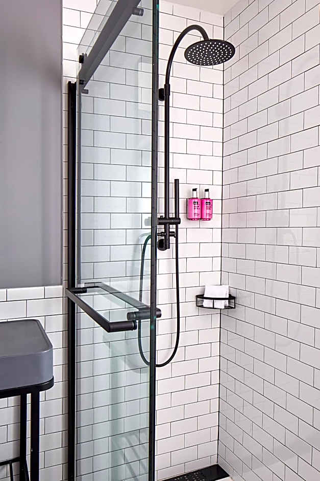 Moxy by Marriott Chattanooga Downtown