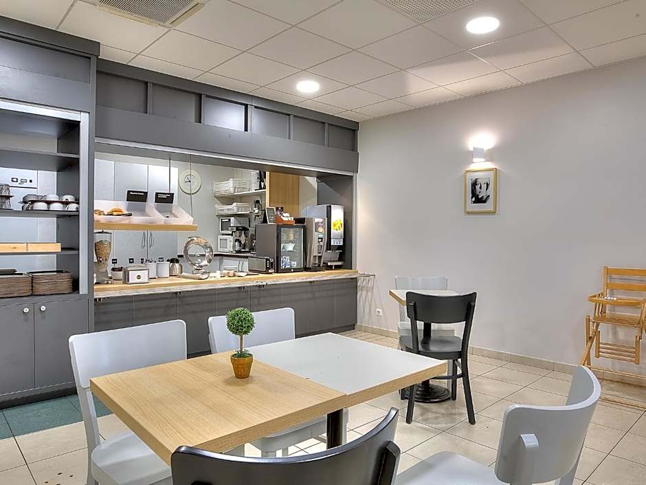 B&B Hôtel Villeneuve Loubet Village