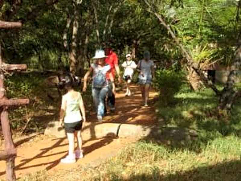 Apsaras Resort Sigiriya