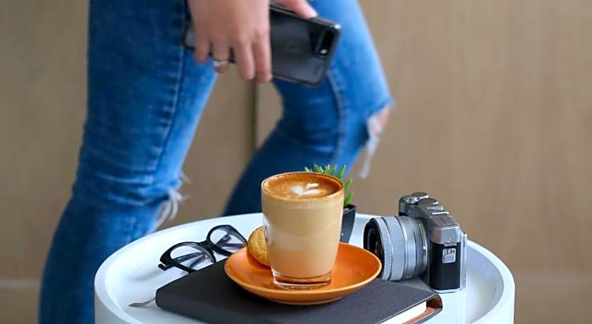 Kampi Hotel Tunjungan - Surabaya