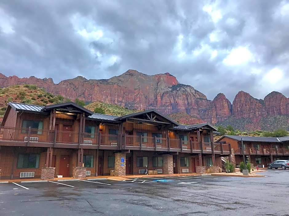 Zion Canyon Lodge