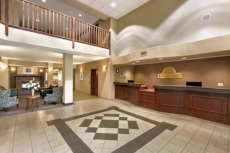 Days Inn by Wyndham Thunder Bay North