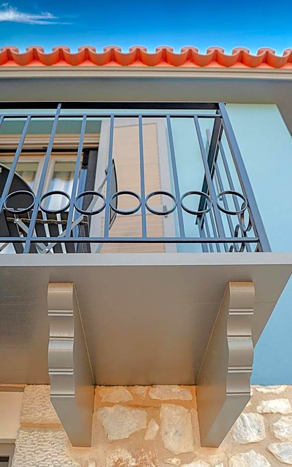 Sitovolonas Superior Accommodation