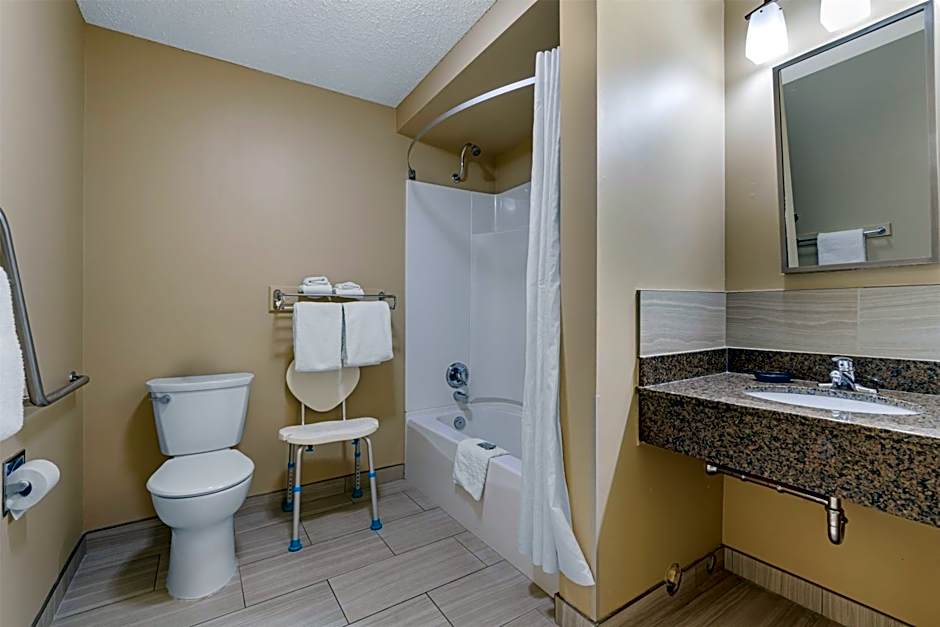 SureStay Plus Hotel By Best Western Salmon Arm