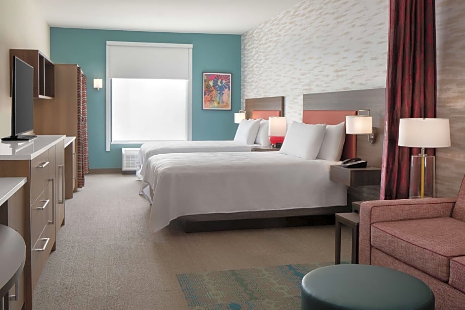 Photo 1 of 6 of Studio 2 Queen Beds, Hearing/Mobility Accessible, Bathtub