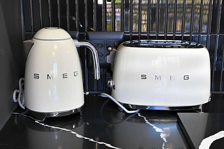 BGS Luxury -Two-bed -Nine Palms